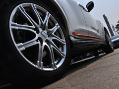 2014款 1.6T 率动版