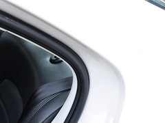 2015款 1.6L 自动 豪华版