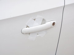 2015款 1.6L 自动 豪华版