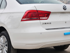 2015款 1.6L 自动 豪华版