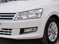 2015款 1.6L 自动 豪华版