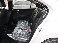 2015款 1.6L 自动 豪华版