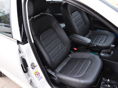 2015款 1.6L 自动 豪华版