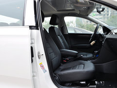 2015款 1.6L 自动 豪华版