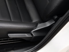 2015款 1.6L 自动 豪华版