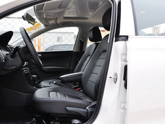 2015款 1.6L 自动 豪华版
