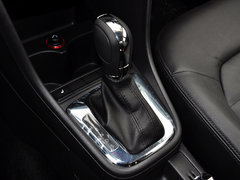 2015款 1.6L 自动 豪华版