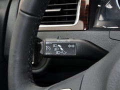 2015款 1.6L 自动 豪华版