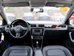 2015款 1.6L 自动 豪华版