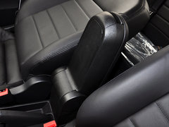 2015款 1.6L 自动 豪华版