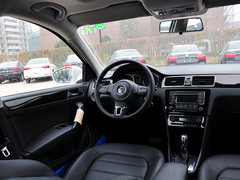 2015款 1.6L 自动 豪华版