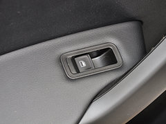2015款 1.6L 自动 豪华版