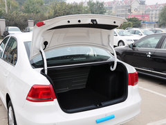 2015款 1.6L 自动 豪华版