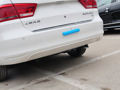 2015款 1.6L 自动 豪华版
