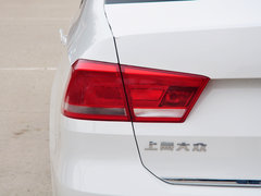 2015款 1.6L 自动 豪华版