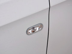 2015款 1.6L 自动 豪华版
