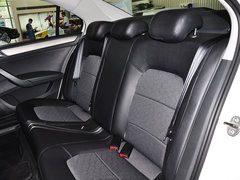 2015款 1.6L 自动 舒适版