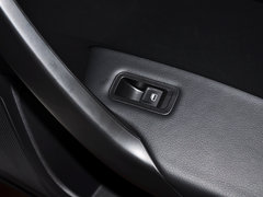 2015款 1.6L 自动 舒适版