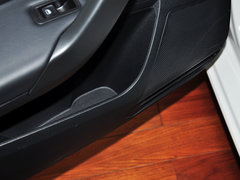 2015款 1.6L 自动 舒适版