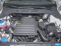 2015款 1.6L 自动 舒适版