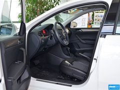 2015款 1.6L 自动 舒适版
