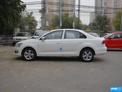 2015款 1.6L 手动 舒适版