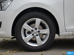 2015款 1.6L 手动 舒适版