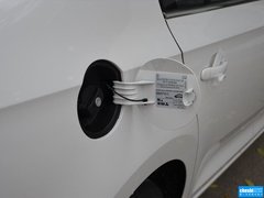 2015款 1.6L 手动 舒适版