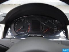 2015款 1.6L 手动 舒适版