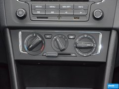 2015款 1.6L 手动 舒适版