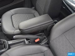 2015款 1.6L 手动 舒适版