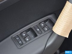 2015款 1.6L 手动 舒适版