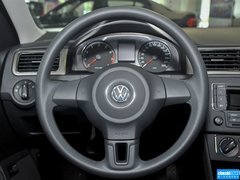 2015款 1.6L 手动 舒适版