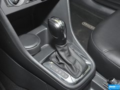 2015款 1.6L 手动 舒适版