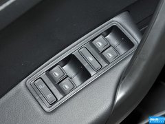 2015款 1.6L 手动 舒适版
