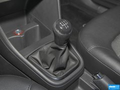 2015款 1.6L 手动 舒适版