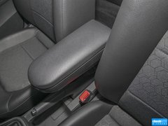 2015款 1.6L 手动 舒适版