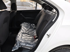 2015款 1.6L 自动 风尚版