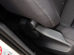 2015款 1.6L 自动 风尚版