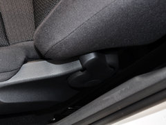 2015款 1.6L 自动 风尚版