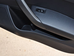 2015款 1.6L 自动 风尚版
