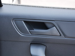 2015款 1.6L 自动 风尚版