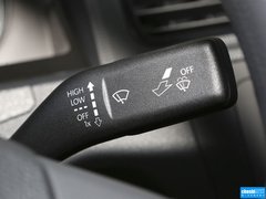 2015款 1.6L 自动 风尚版