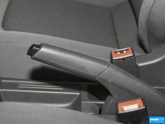 2015款 1.6L 自动 风尚版