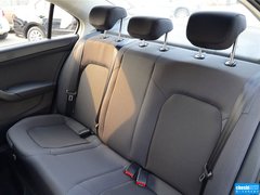 2015款 1.6L 自动 风尚版