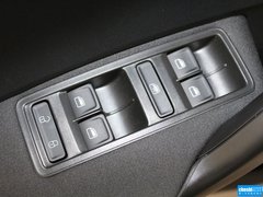 2015款 1.6L 手动 风尚版