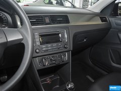 2015款 1.4L 手动 舒适版