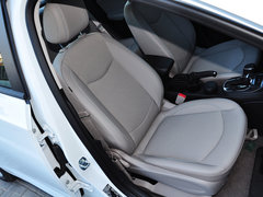 2015款 1.5L 自动 豪华版