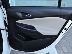 2015款 1.5L 自动 豪华版