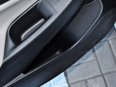 2015款 1.5L 自动 豪华版
